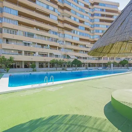 ホテル Aguamarina Apts