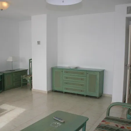 Aguamarina Apts ホテル
