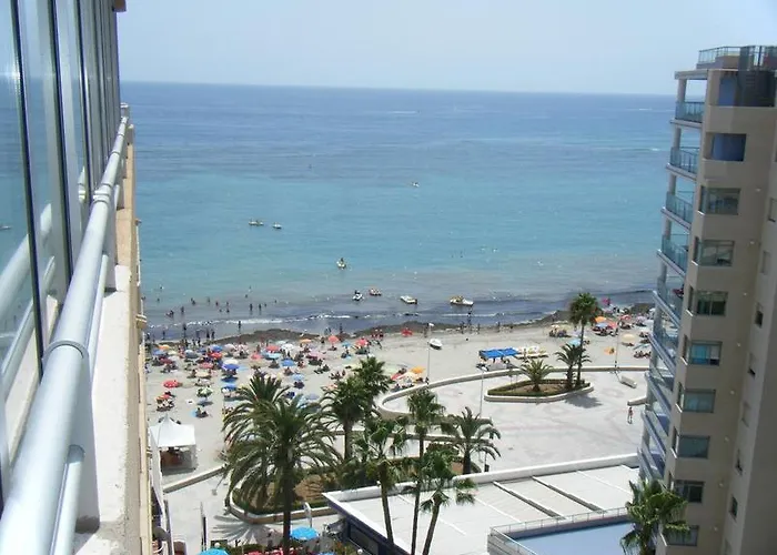 Aguamarina Apts 酒店 5*