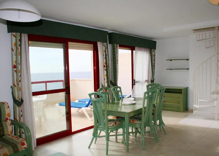 Hotel Aguamarina Apts